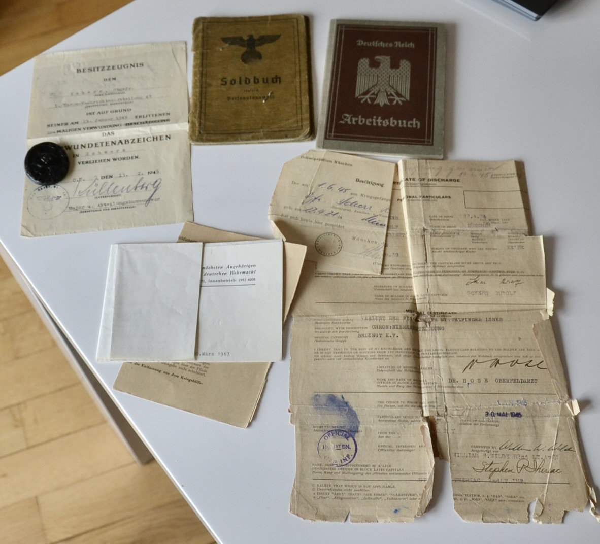 militaria : LOT PAPIER D'UN SOLDAT ALLEMAND INFANTERIE + MÉDAILLE