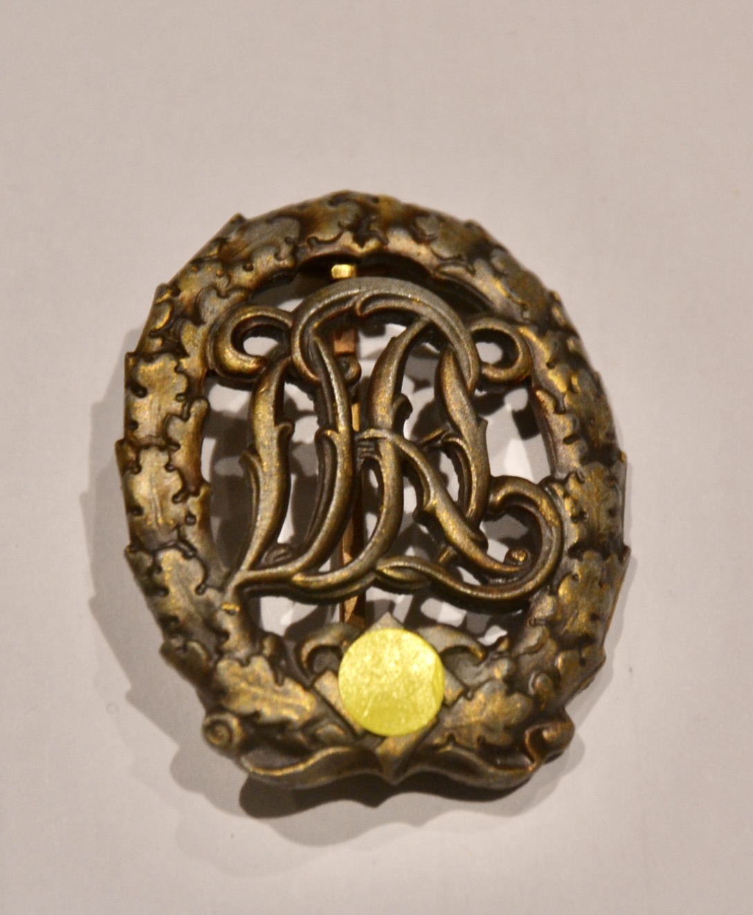 militaria : BADGE DE SPORT BRONZE