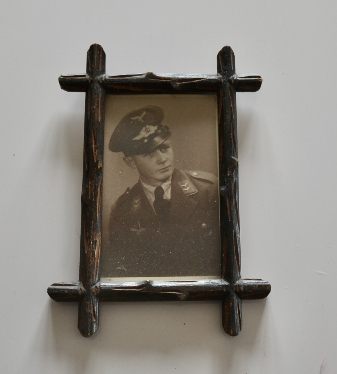 militaria : PHOTO SOUS CADRE D'UN SOUS OFFICIER LUFTWAFFE