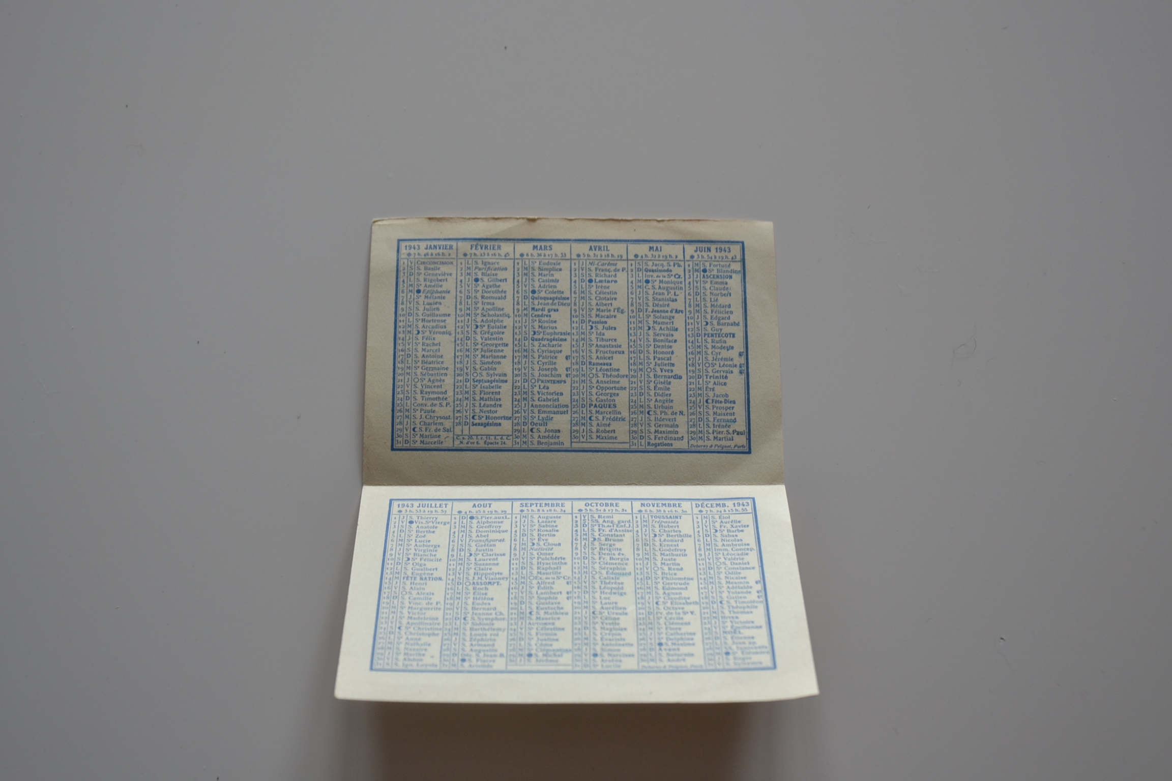 militaria : CALENDRIER DE POCHE DE P2TAIN 1943