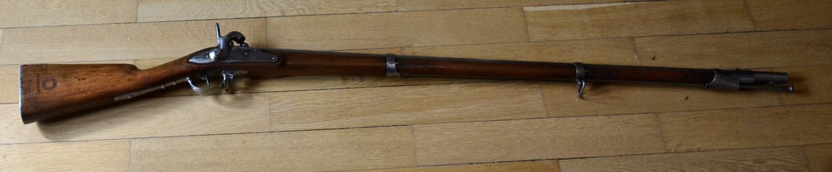 militaria : FUSIL RÈGLEMENTAIRE FRANÇAIS D'INFANTERIE modèle 1822T BIS RÉGIMENTÉ