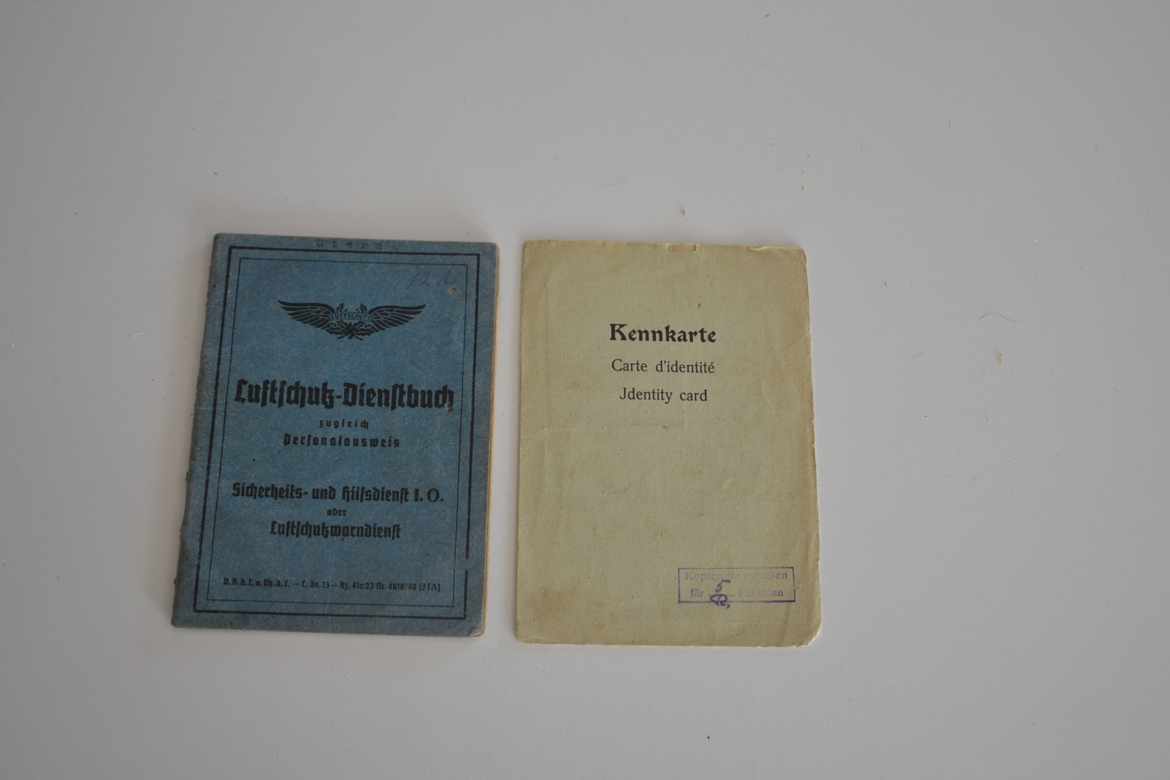 militaria : RARE SOLDUBUCH DE LA LUFTSCHUTSS