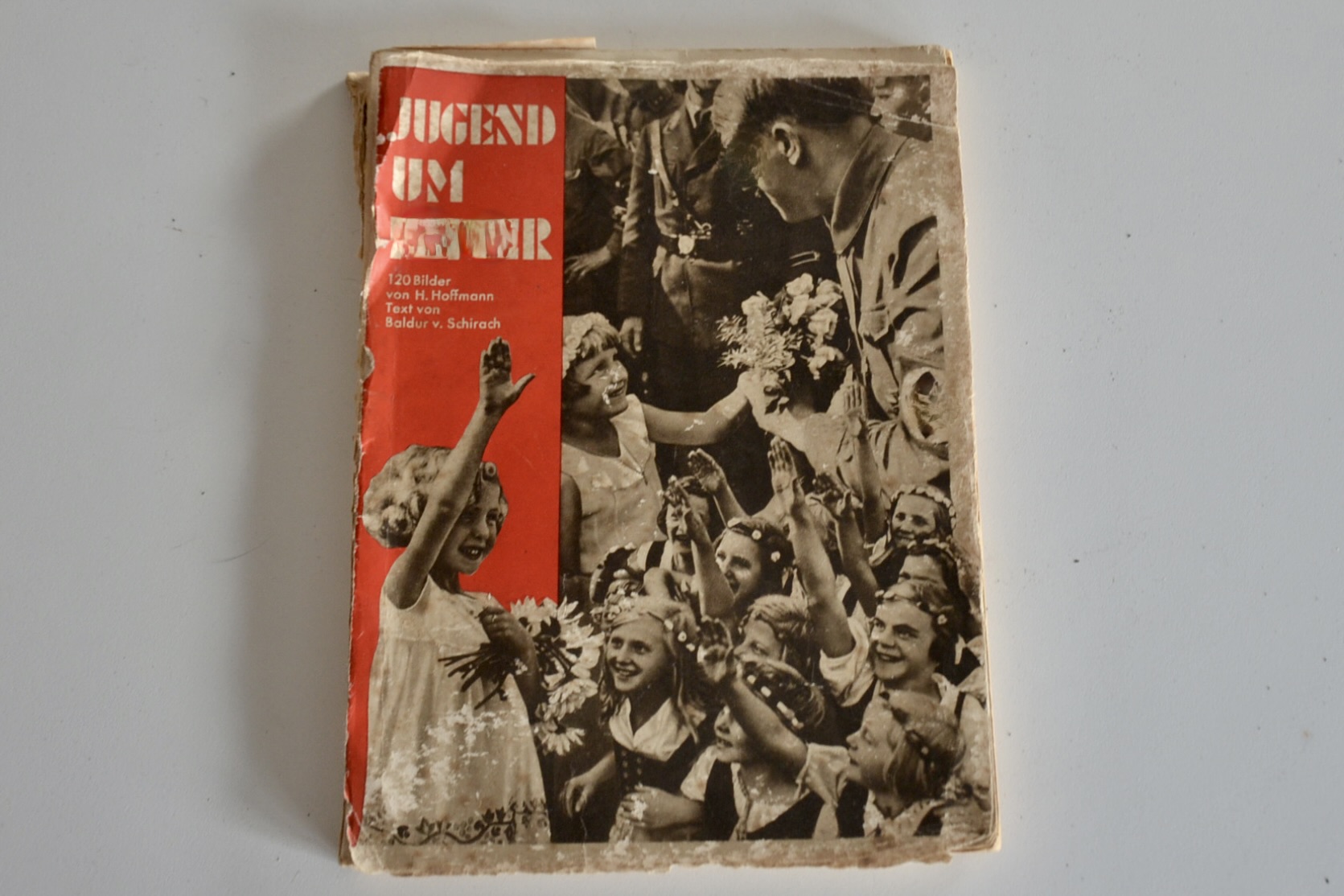 militaria : LIVRE JUGEND UM HITLER 1935