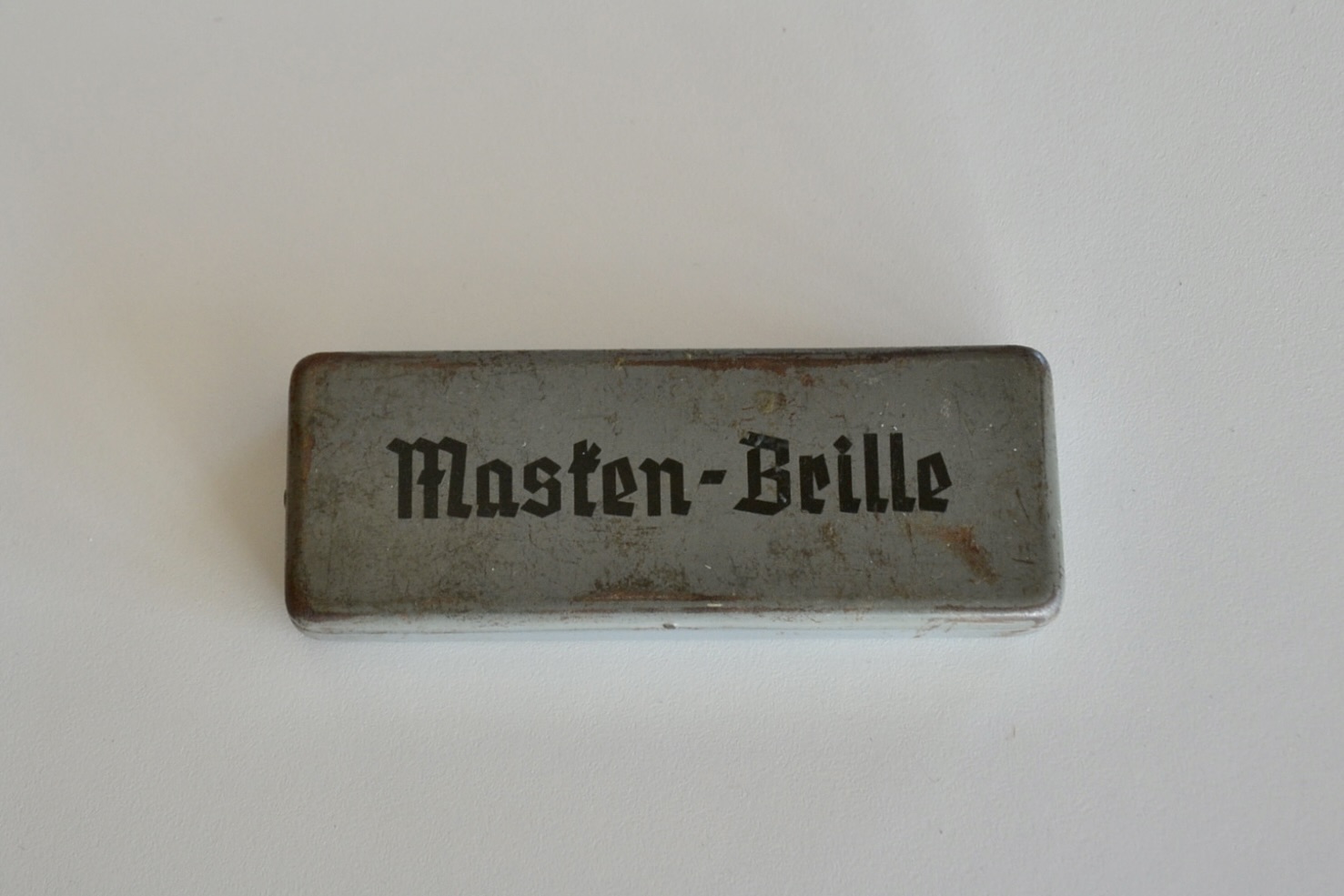 militaria : BOITIER ET LUNETTES POUR MASQUE À GAZ ALLEMAND