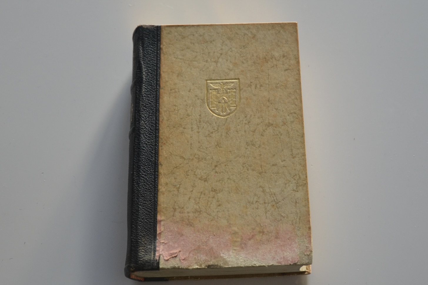 militaria : LIVRE MK DE MUNICH AVEC EMBLÈME 1937