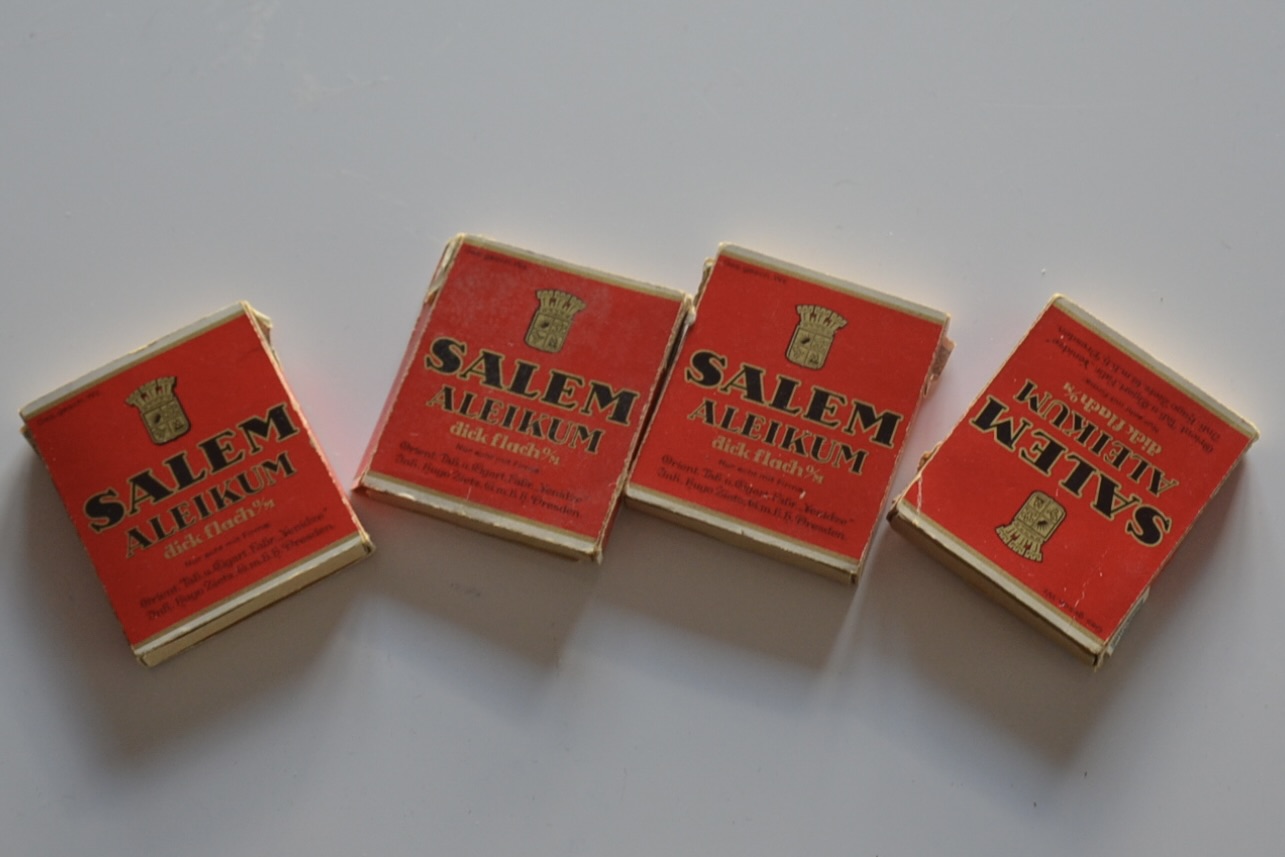 militaria : LOT DE 4 PAQUETS DE VIGNETTE POUR LIVRE ALLEMAND DE PROPAGANDE