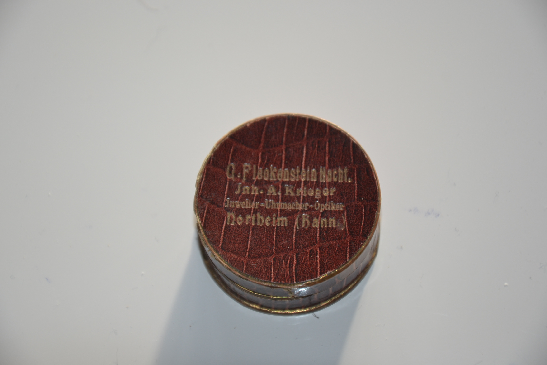 militaria : INSIGNE DE PROPAGANDE DANS SA BOITE