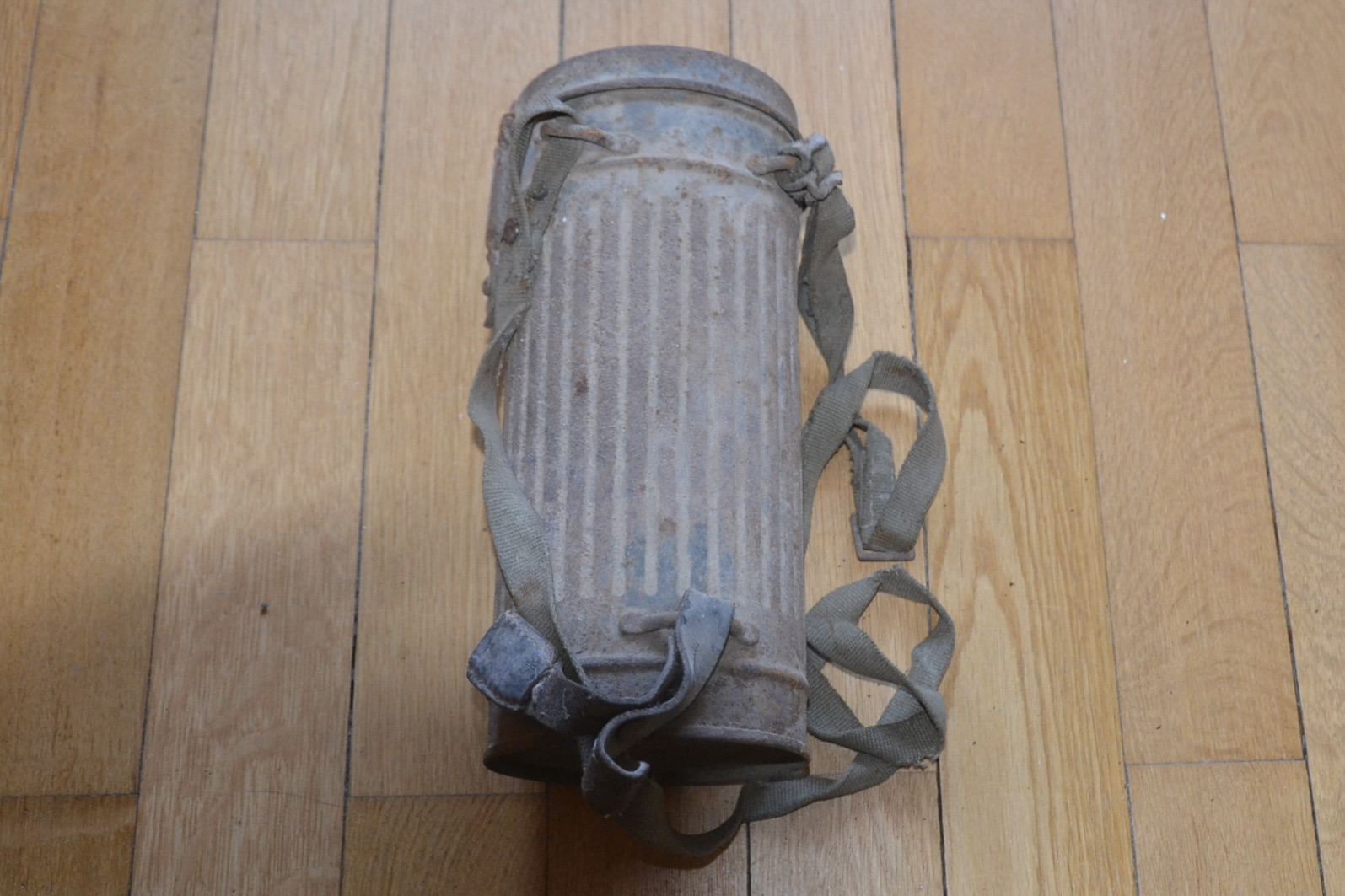 militaria : MASQUE A GAZ ALLEMAND DE FERME ALSACIENNE CAOUTCHOUC