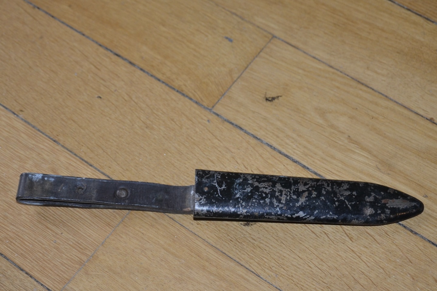 militaria : FOURREAU POUR COUTEAU HJ