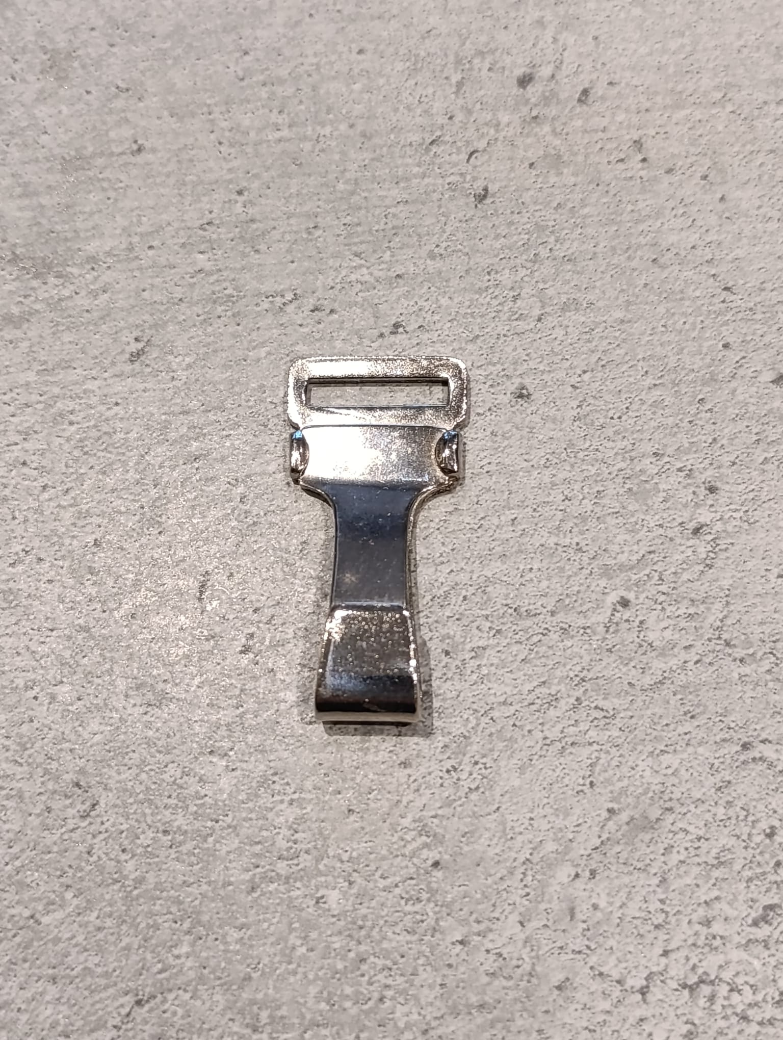 militaria : CROCHET POUR BAUDRIER UNIFORME PARTI RZM