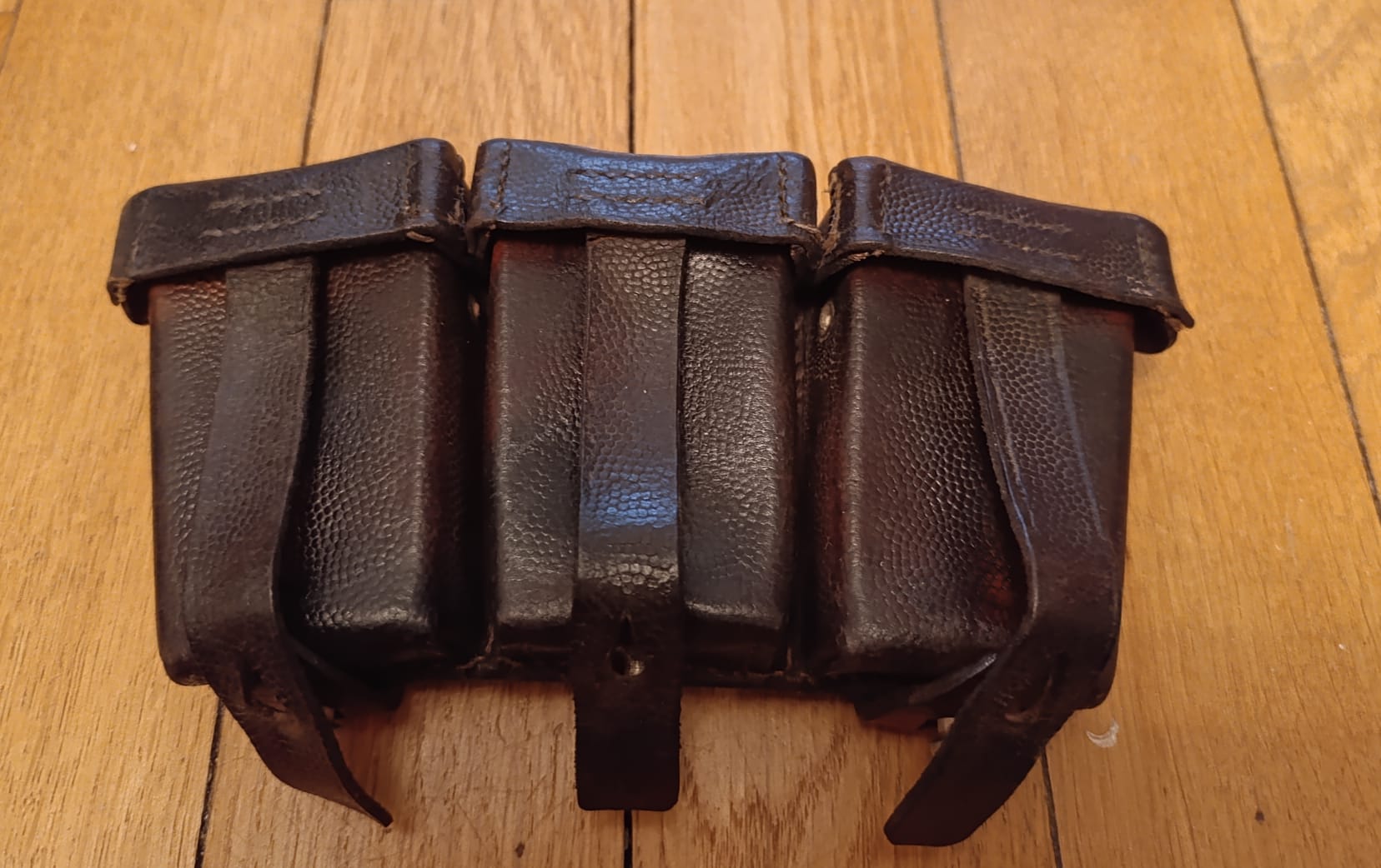 militaria : CARTOUCHIÈRE ALLEMANDE DE LA LUFTWAFFE  DATÉ 1940