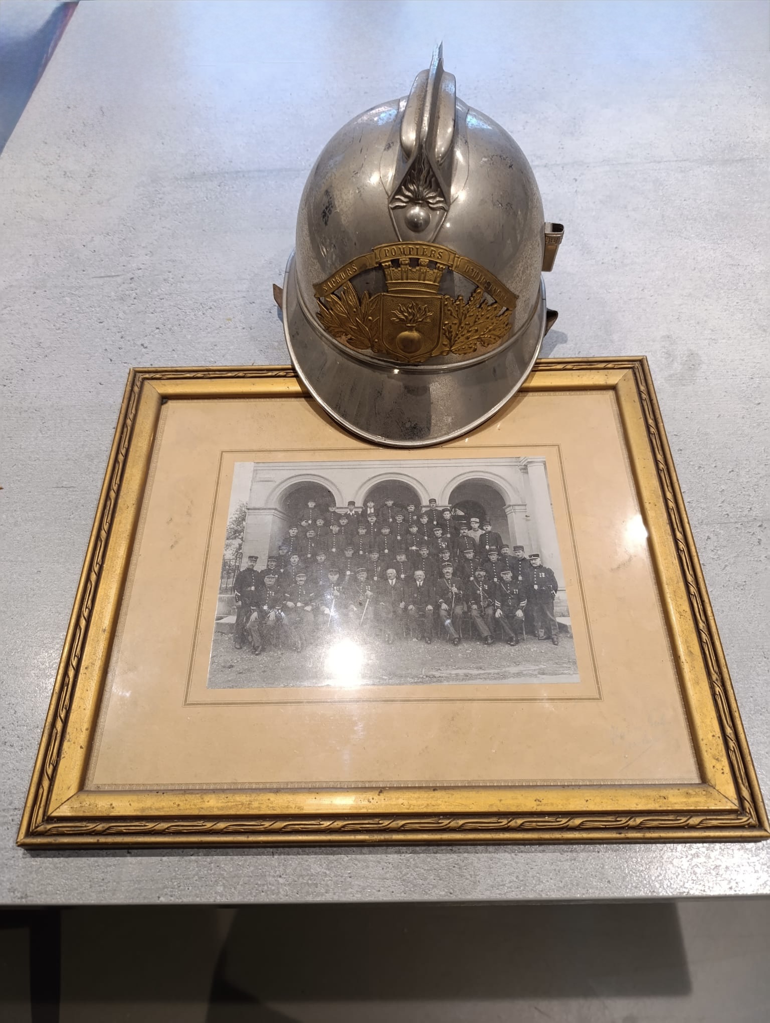 militaria : CASQUE OFFICIER ALSACIEN + TABLEAU