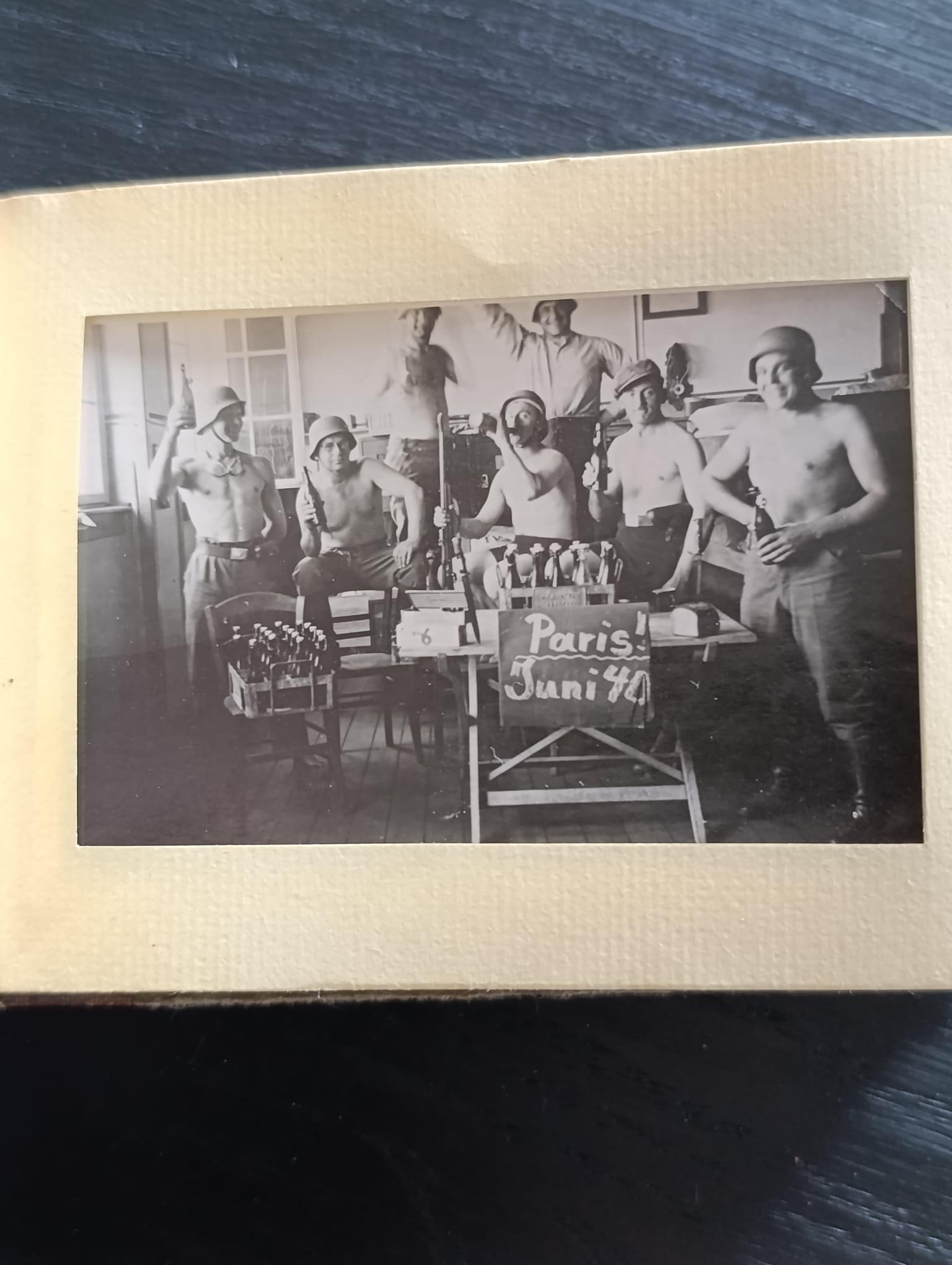 militaria : ALBUM PHOTOS PARIS JUIN 1940