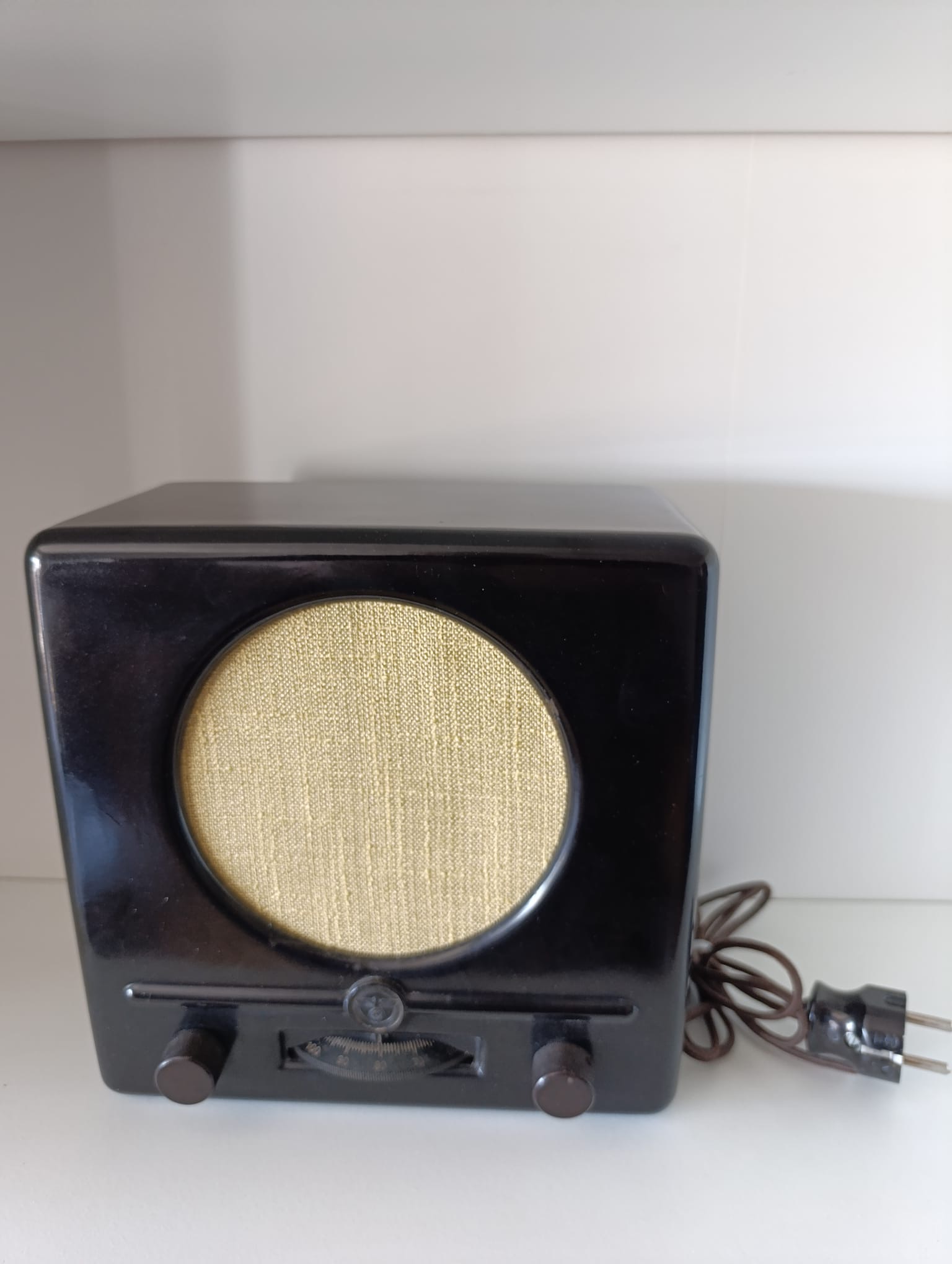 militaria : RADIO BAKELITE ALLEMANDE WW2