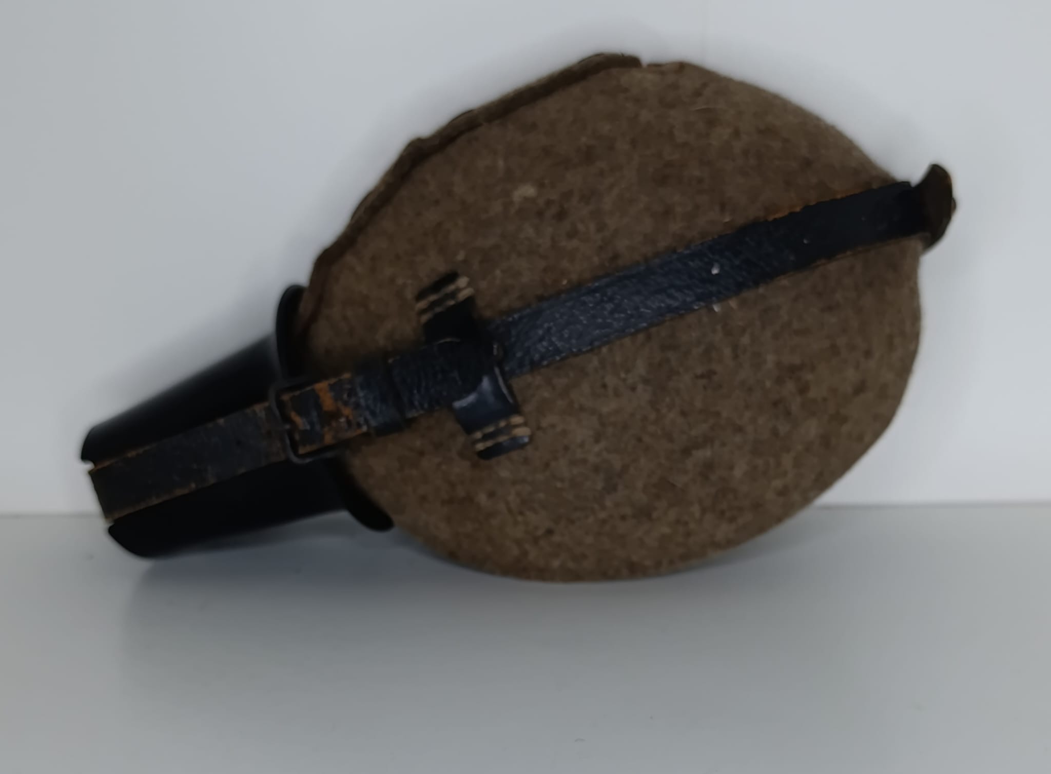 militaria : GOURDE VERTE 1943 COMPLÈTE AVEC SON QUART MINT