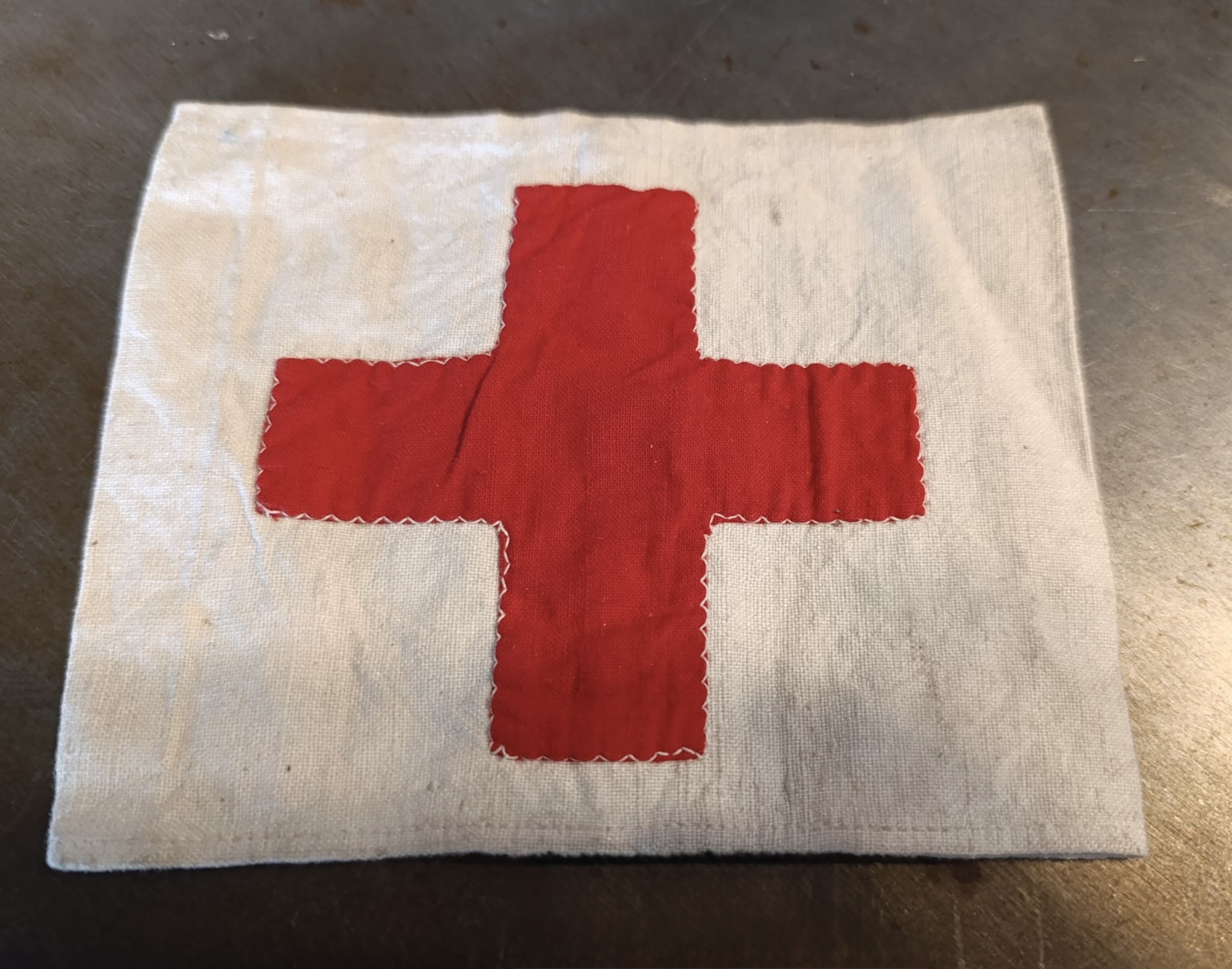 militaria : BRASSARD INFIRMIER ALLEMAND